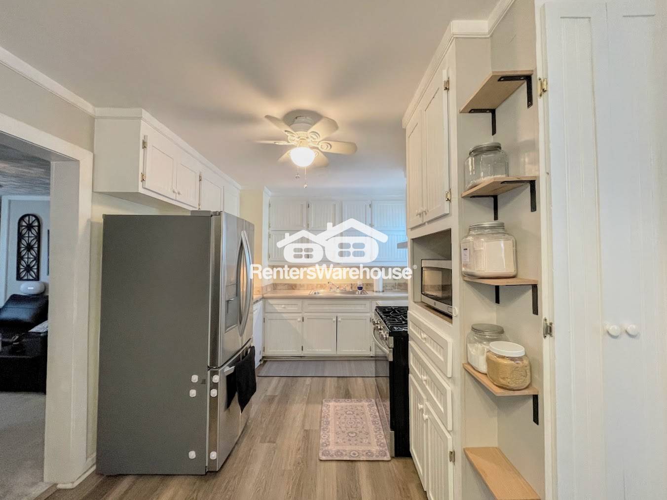 Building Photo - 8455 Radnor Rd