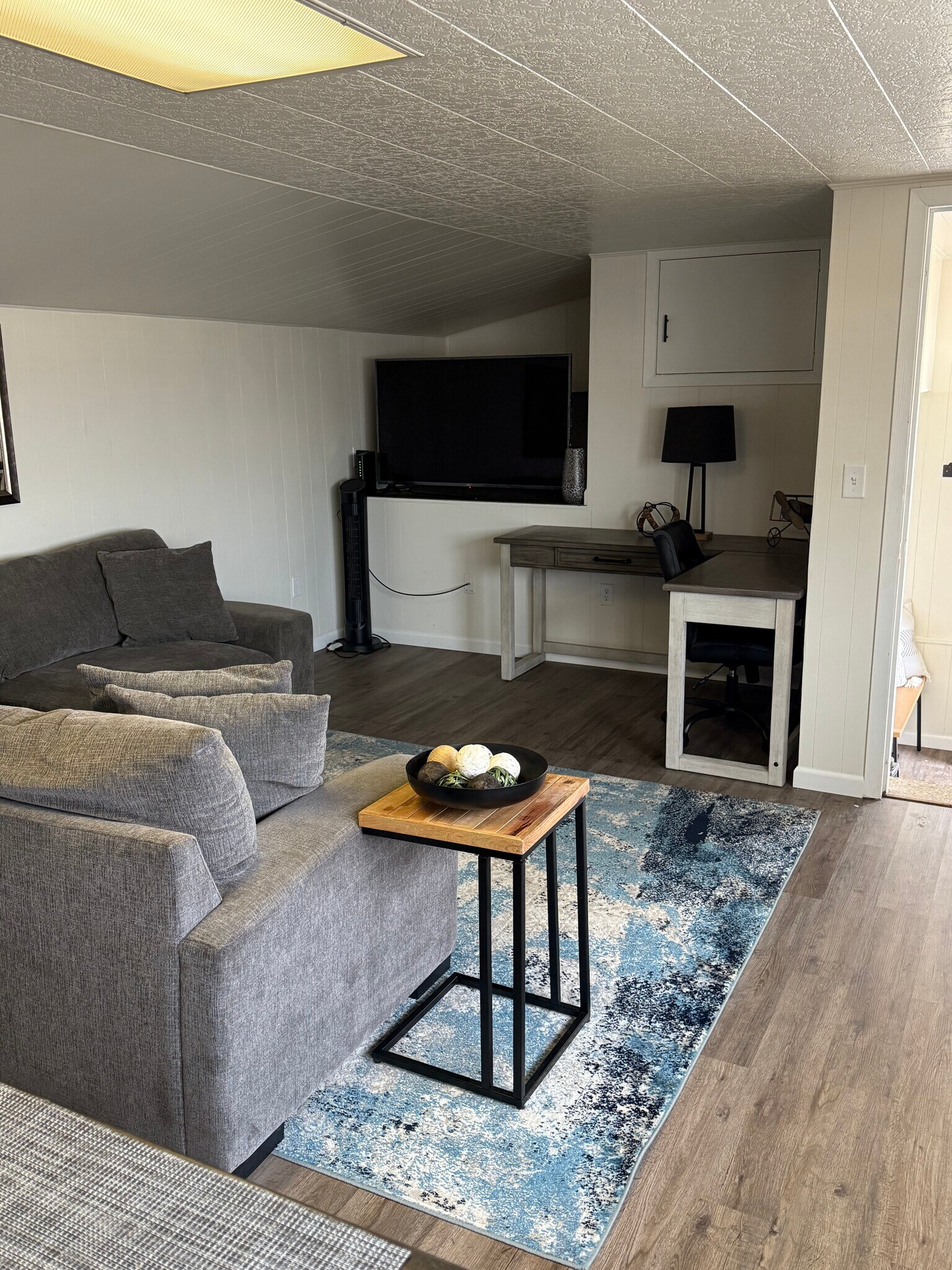 Building Photo - 909 27th Ave