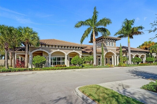 Building Photo - 4764 Eucalyptus Dr