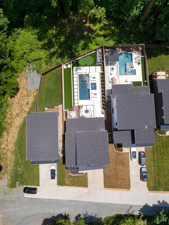 Building Photo - 4235 Raney Way