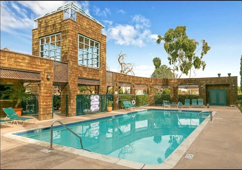 Building Photo - 4435 Nobel Dr