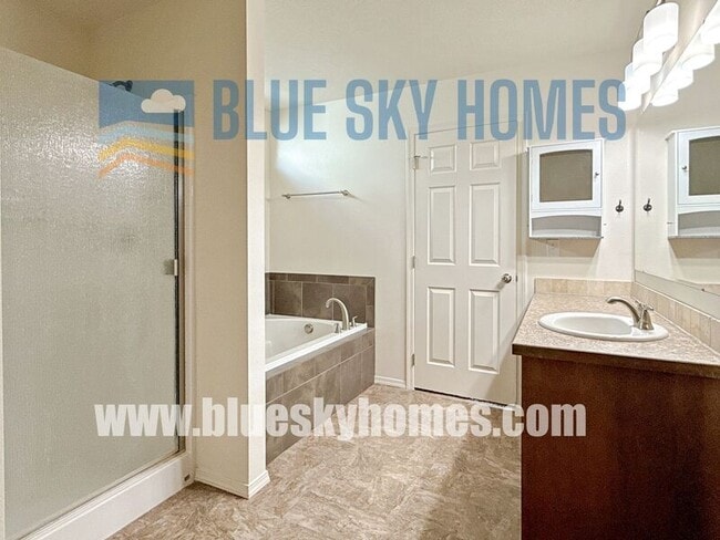 Building Photo - 9252 W Idlewood Dr