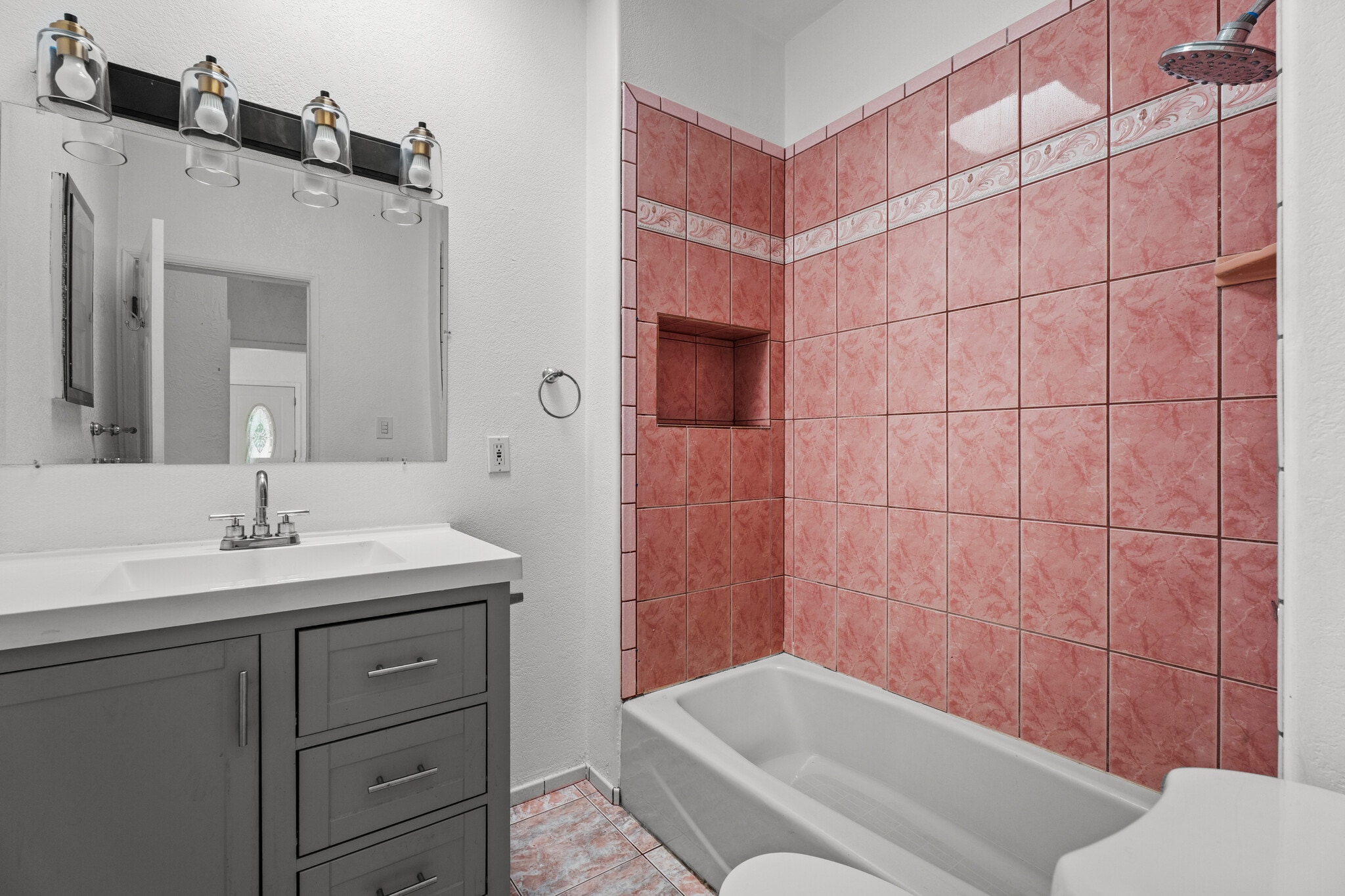 Building Photo - 1635 McCollum St