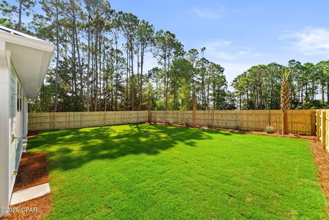 Building Photo - 7021 N Lagoon Dr