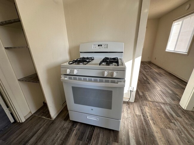 Building Photo - 4428 Altamont Dr