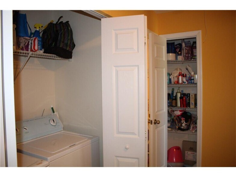 Building Photo - 2795 Belleglade Pointe