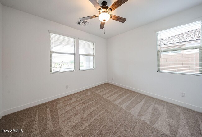 Building Photo - 14784 W Smoketree Dr