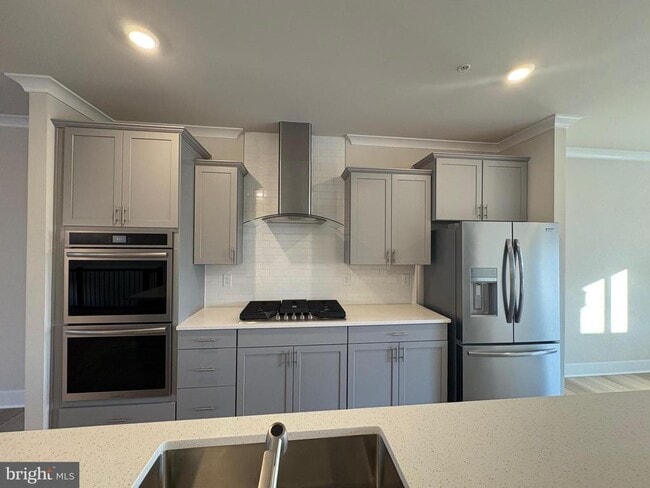 Building Photo - 229 Birdie Ct