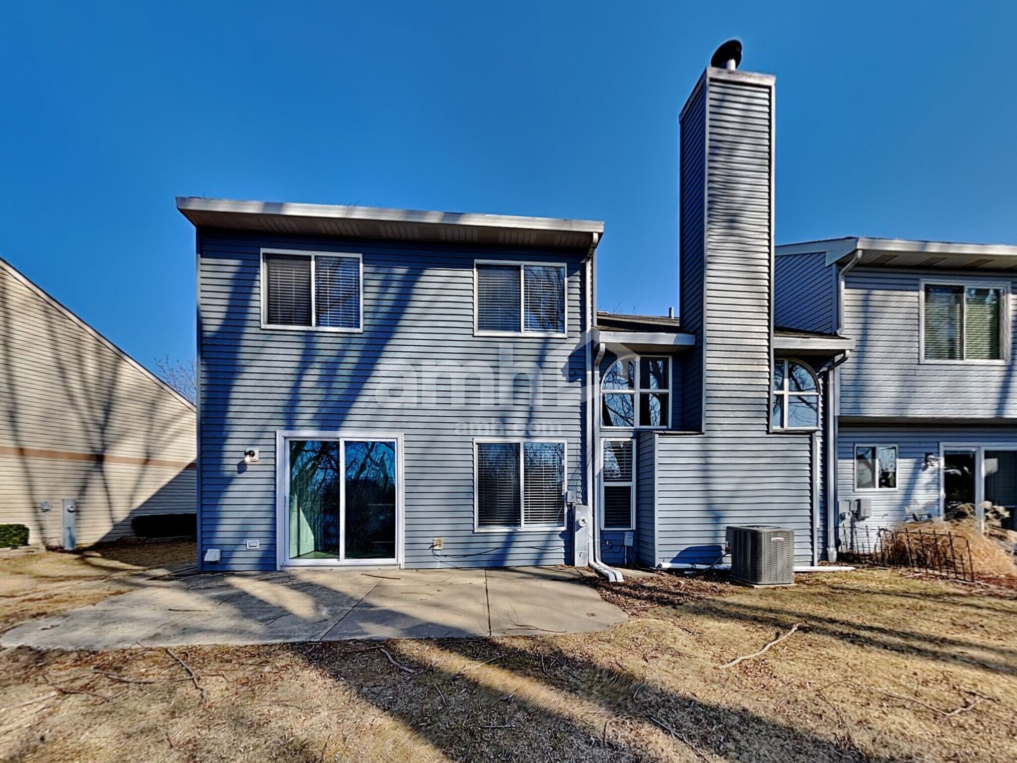 Building Photo - 15 Larkspur Ct