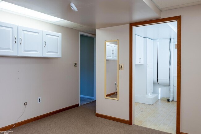 Building Photo - 14323 Mary Grove Dr