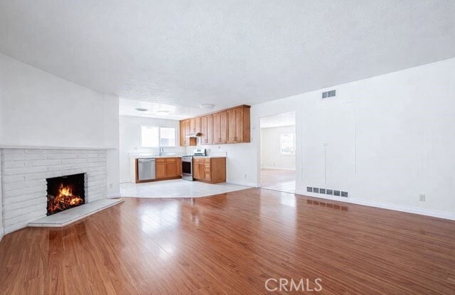 Building Photo - 24033 Welby Way