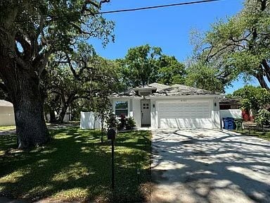 Building Photo - BRAND NEW HOME 2022 - All new appliances! Home is fully furnished!