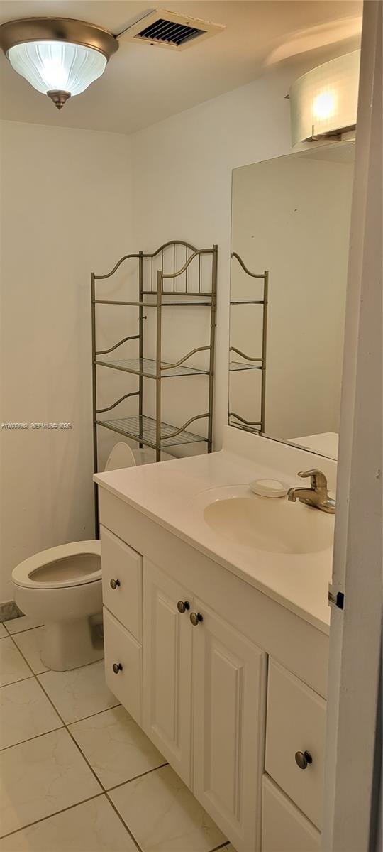 Building Photo - 13499 Biscayne Blvd