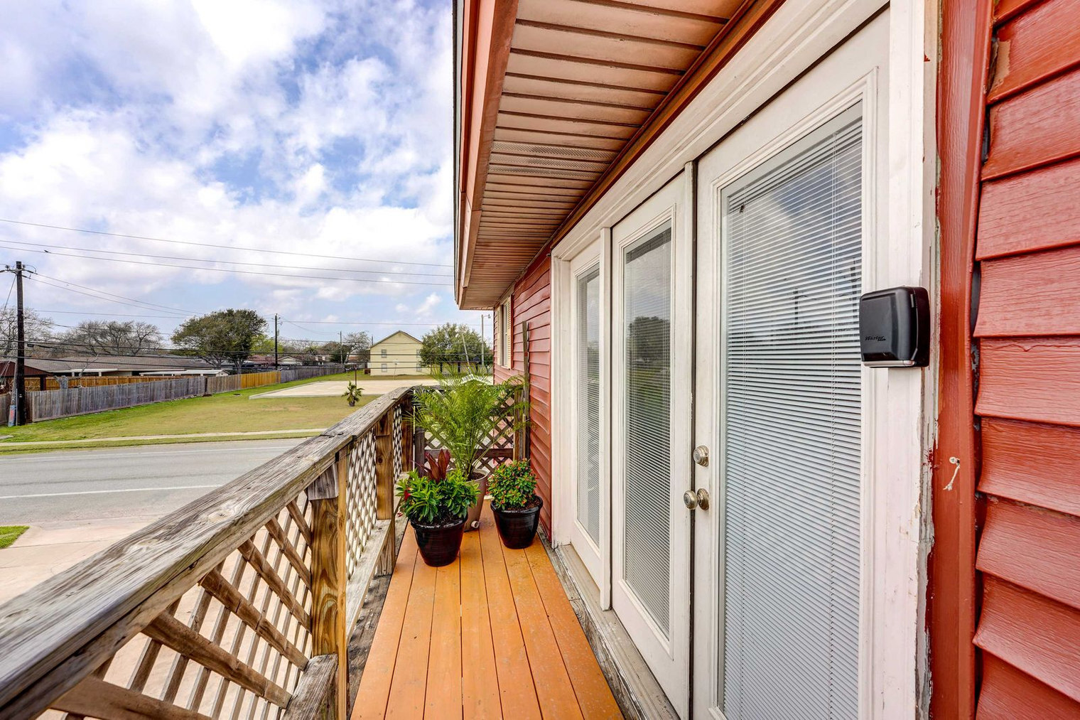 Building Photo - 3602 Waterloo Dr
