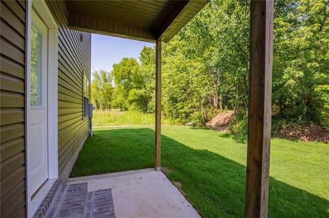 Building Photo - 1903 Azlin Pl