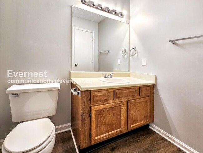 Building Photo - 944 Shiloh Ridge Run NW