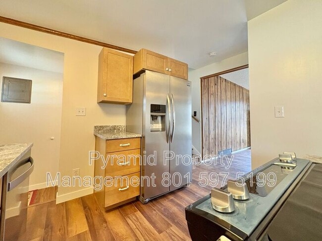 Building Photo - 3894 W Marcus Rd