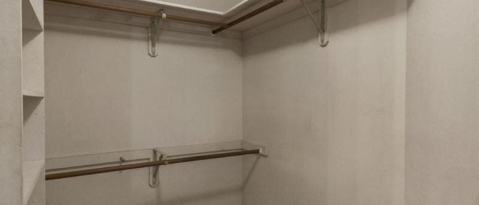 Building Photo - 2014 Mistral Ln E