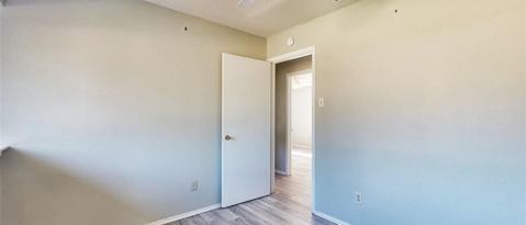 Building Photo - 1008 Wake Dr
