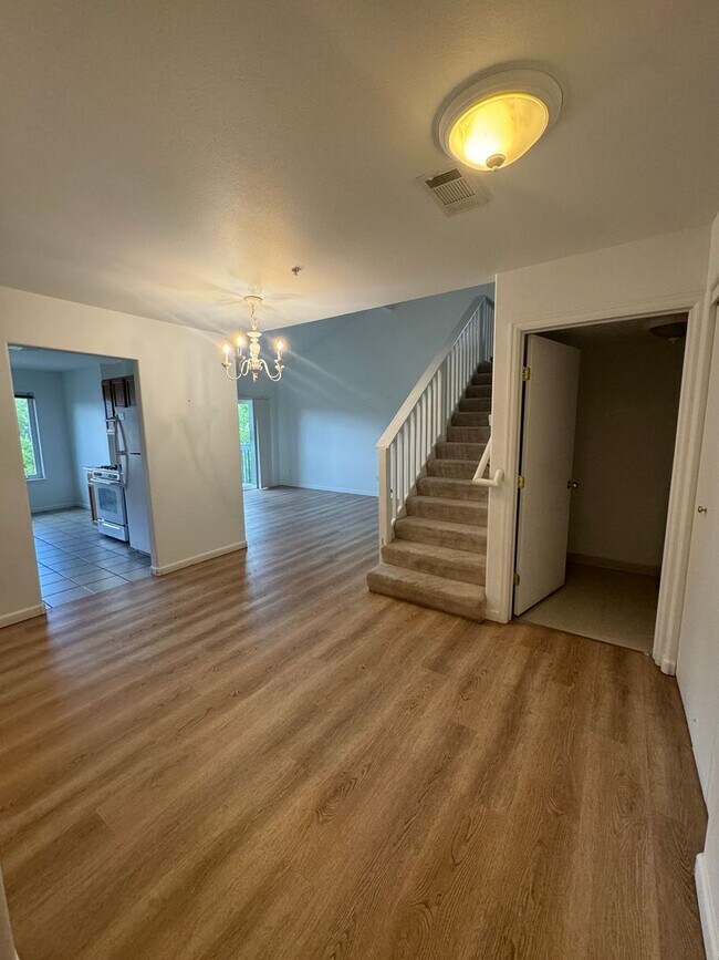 Primary Photo - 3 Bedroom 2 Bath Condo in New Castle