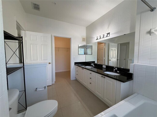 Building Photo - 3735 Conroy Rd