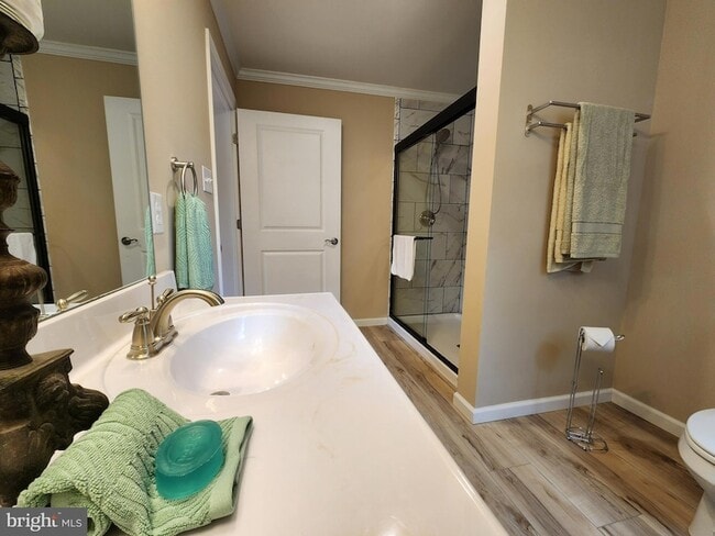 Building Photo - 175 N Madison St