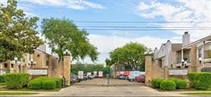 Building Photo - 14600 Fonmeadow Dr
