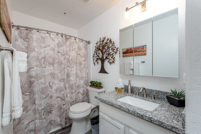 Building Photo - 14145 N 92nd St