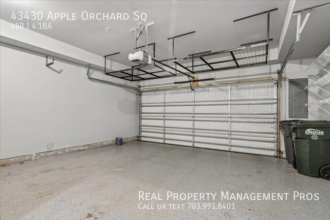 Building Photo - 43430 Apple Orch Sq