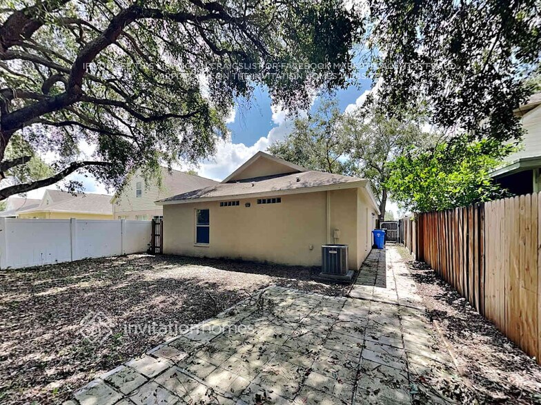 Building Photo - 2479 Sagemont Dr