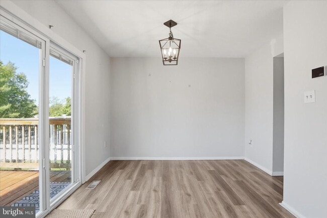 Building Photo - 663 Johahn Dr
