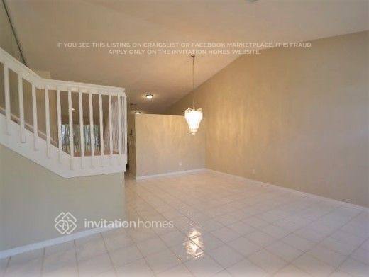 Building Photo - 441 SW 182nd Way
