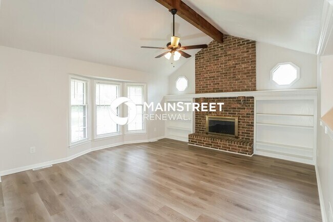 Primary Photo - 3 Bedroom Pet-Friendly Home in Lees Summit...