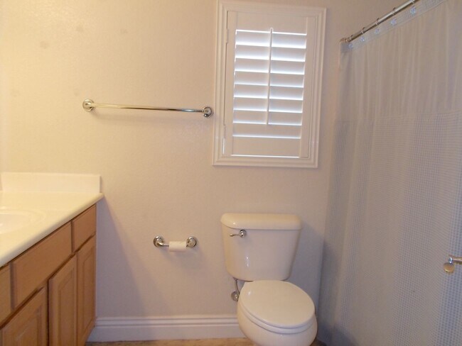 Building Photo - 8317 W Jeremiahs Lodge Ave
