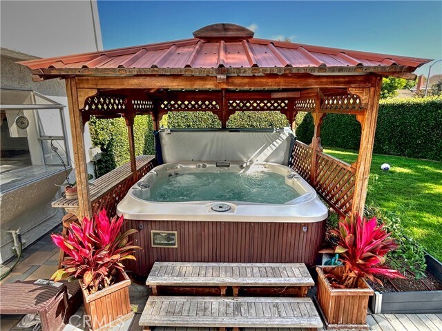 Building Photo - 25592 Leeward Dr