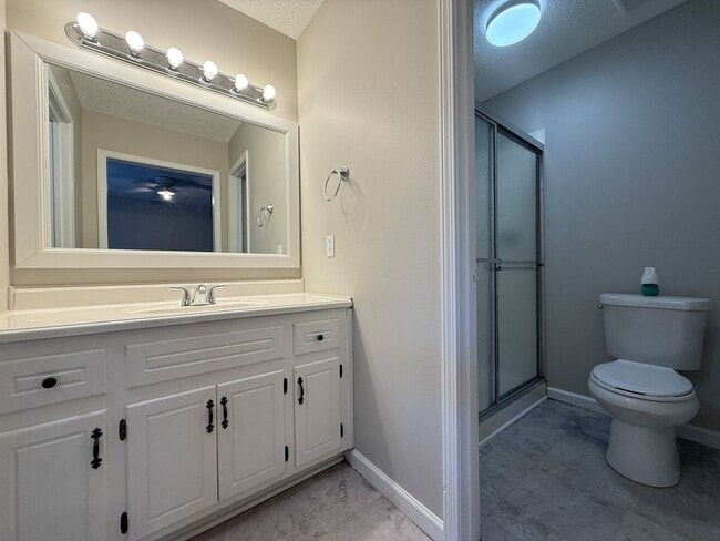 Building Photo - 3 Bedroom 2 Bath Home for Rent in Charter ...