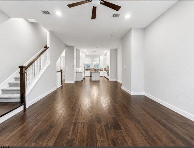 Building Photo - 1367 Branchwood Pl