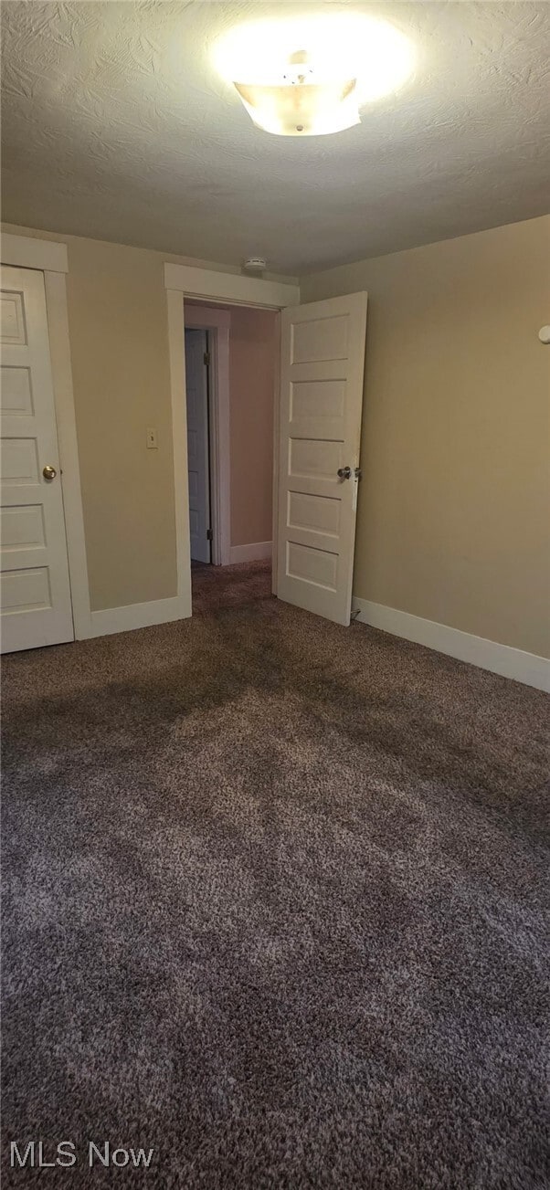 Building Photo - 920 Redfern Ave