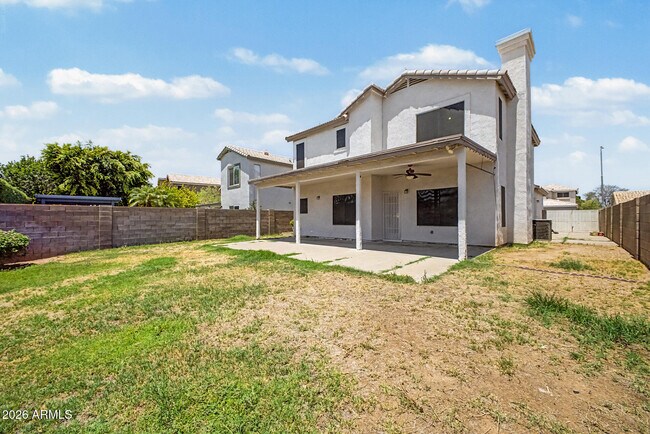 Building Photo - 6947 W Via Del Sol Dr