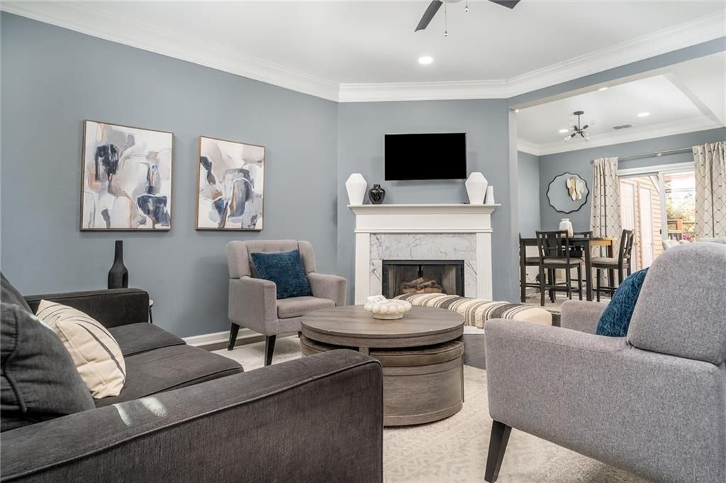 Building Photo - 3539 Mt Vernon Cir