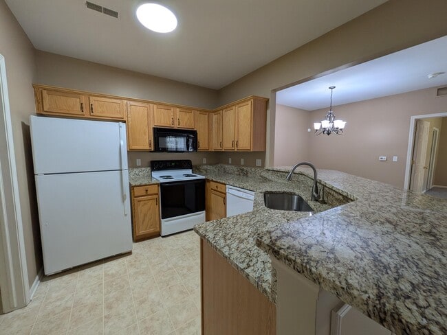 Building Photo - 24107 Chesapeake Cir