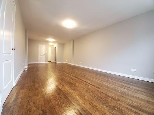 Building Photo - 2 bedroom in Bronx NY 10471