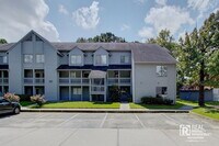 Building Photo - 8471 Yadkin Cir