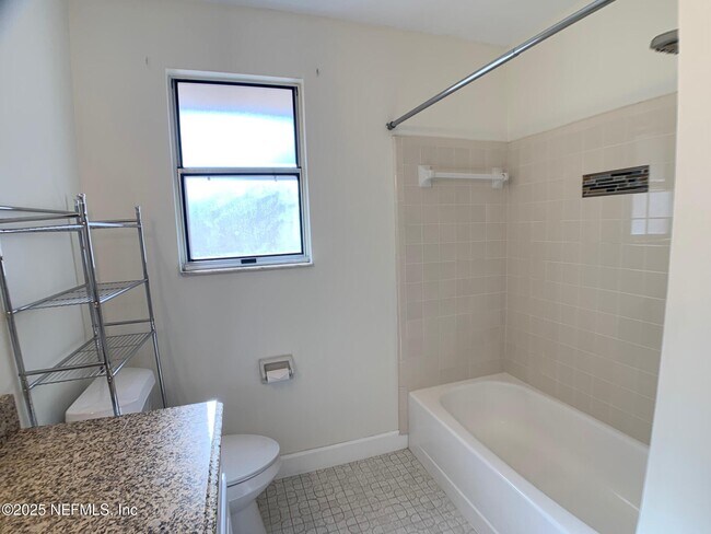 Building Photo - 7931 Dwyer Dr