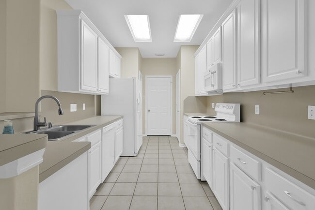 Building Photo - 122 S Camellia Grove Cir