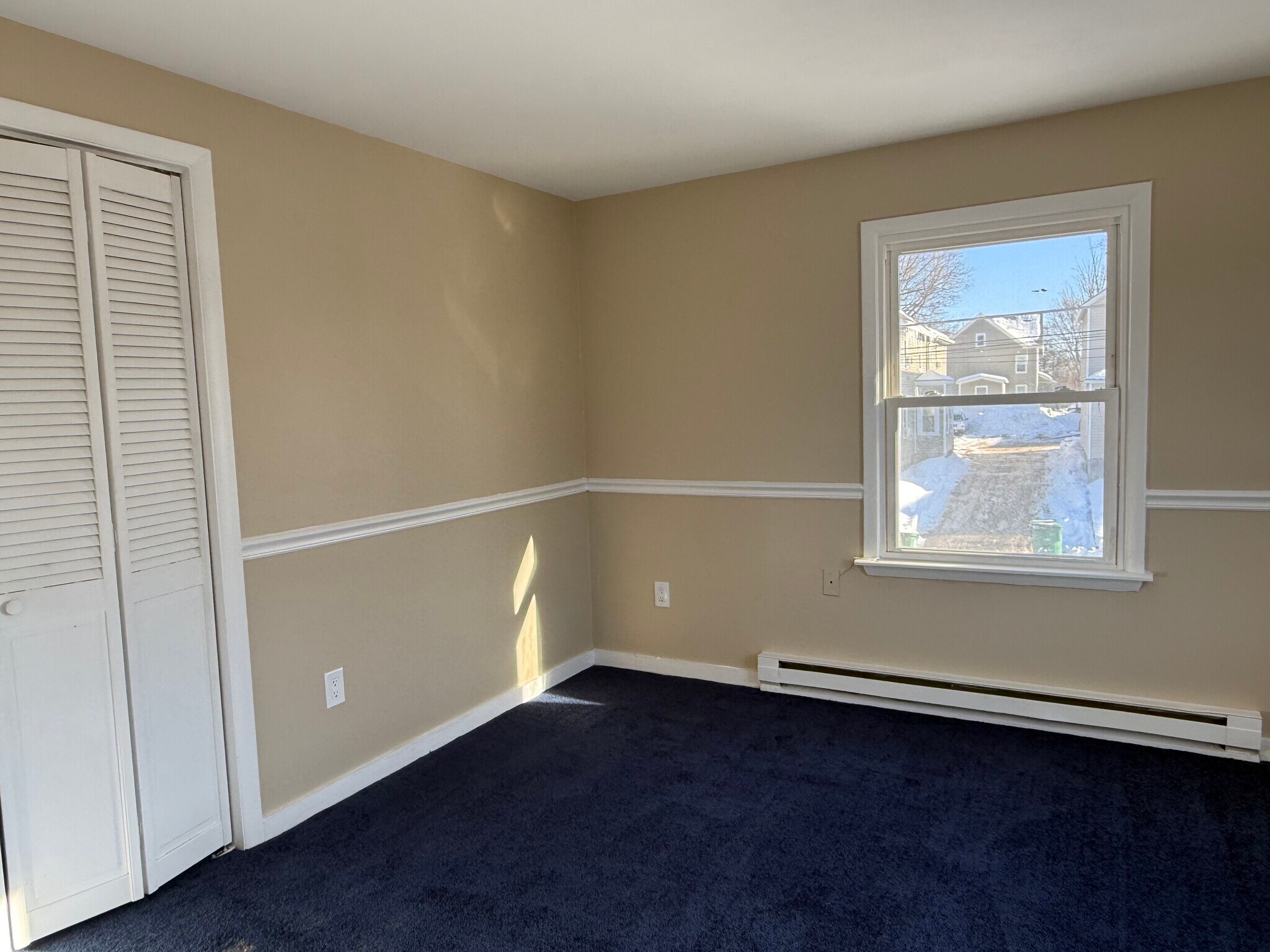 Building Photo - 36 Davis St