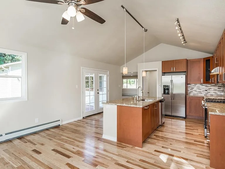 Building Photo - 28779 Pine Trail