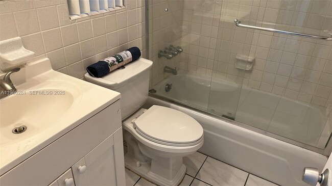 Building Photo - 90 Isle of Venice Dr