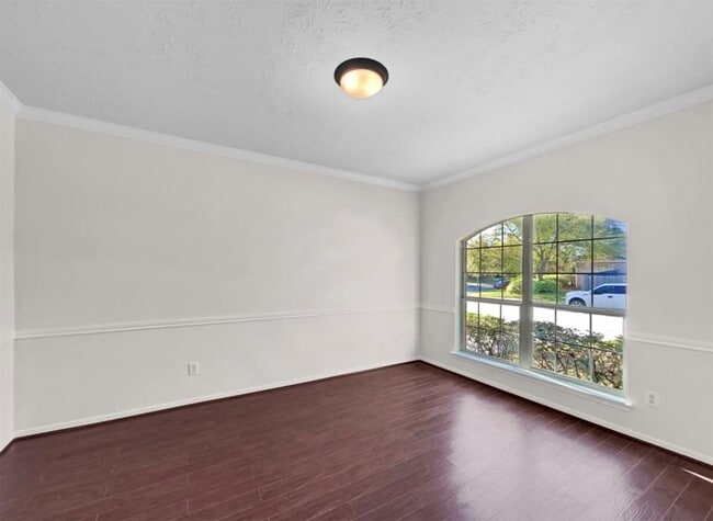 Building Photo - 622 Manchester Trail Dr