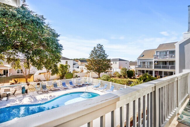 Building Photo - ***FREE UTILITIES!!***Seasonal Rental ONLY...